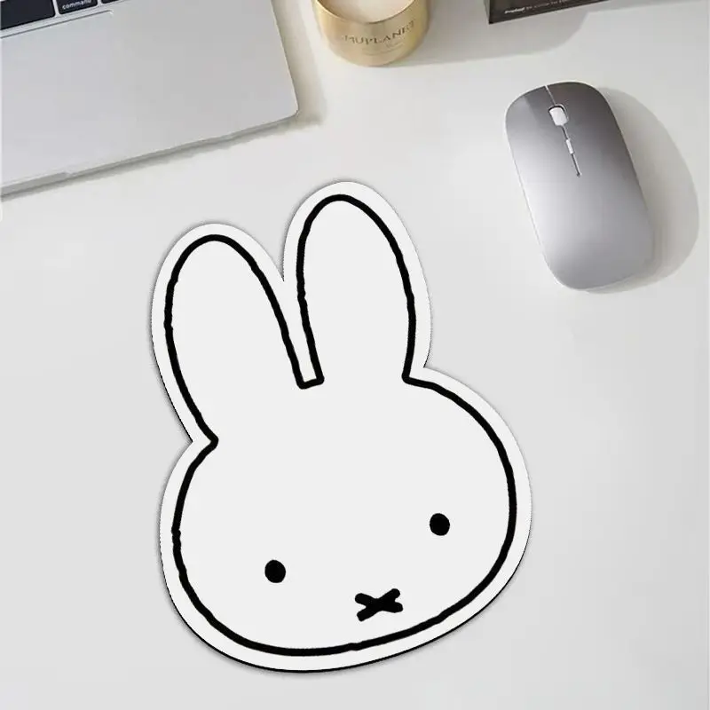 Kawaii Miffy Tavşan Şeklinde M - Desk Setup Carpet incelemesi ve fiyatı